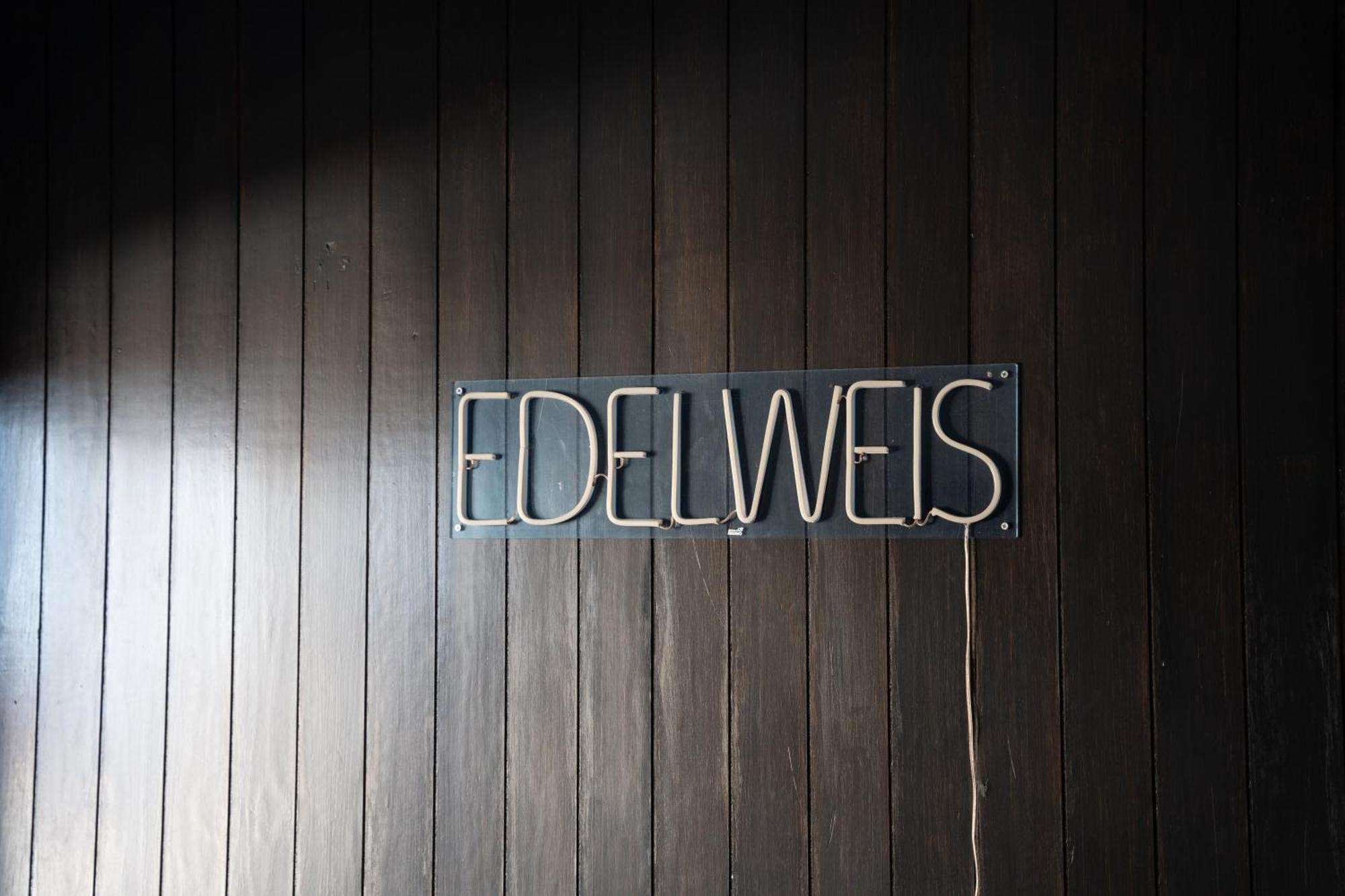 塞拉内华达Edelweiss House - Parking Y Wifi Gratis公寓 外观 照片